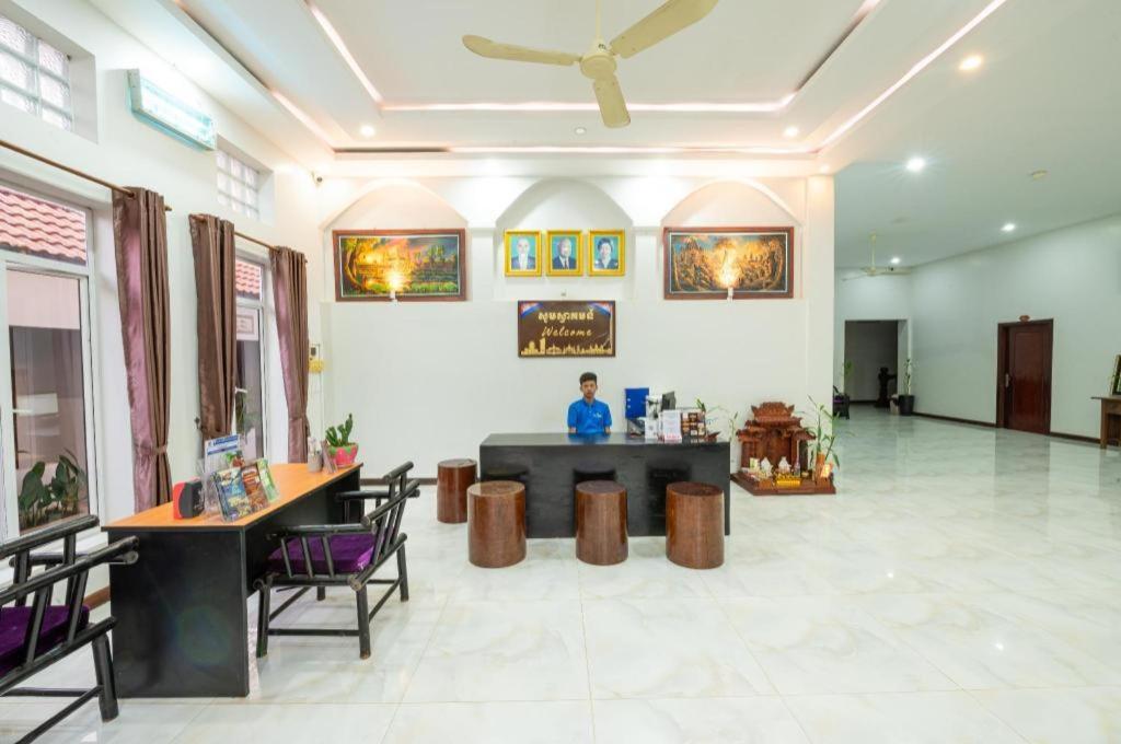 Damnak Soksan Hotel Siem Reap Exterior photo